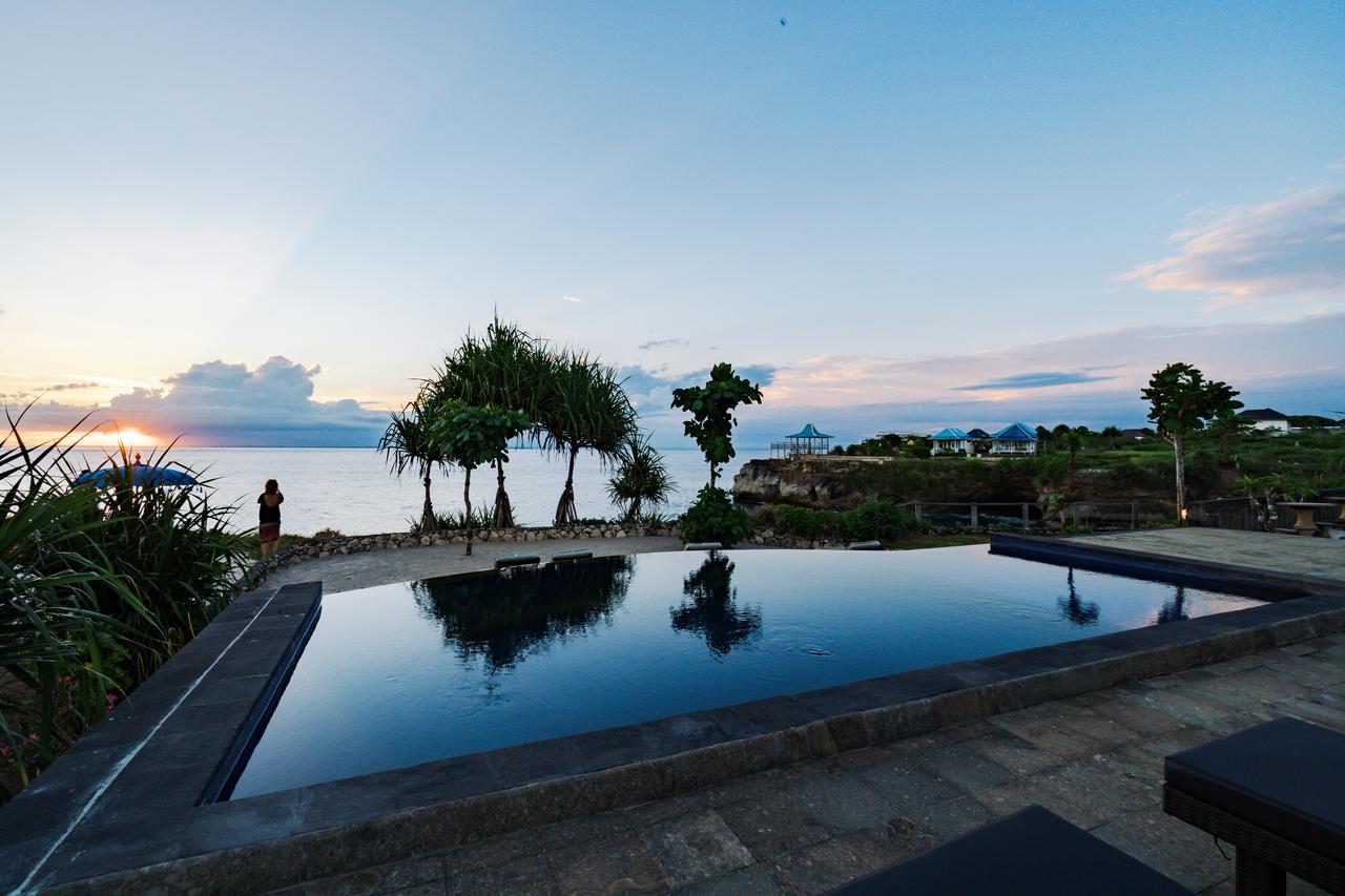 Dodol Lembongan Cliff Sunset Hotel Bagian luar foto