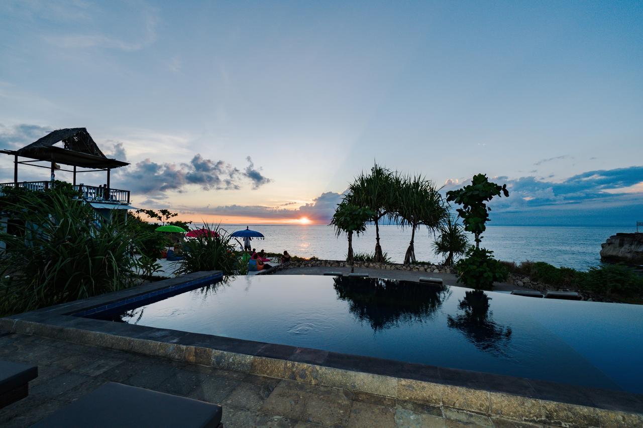 Dodol Lembongan Cliff Sunset Hotel Bagian luar foto